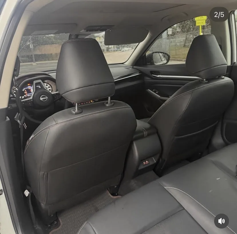 Nissan Altima SR thumbnail 4